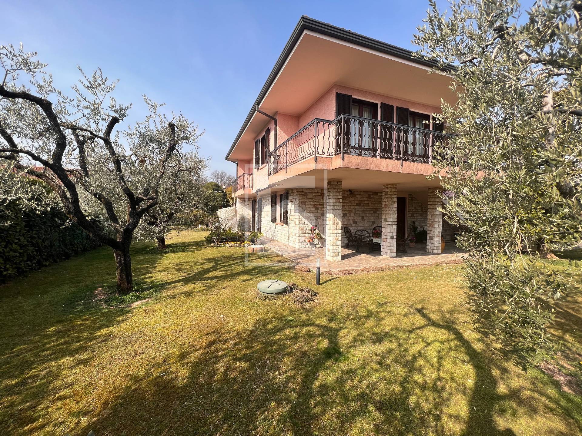 Villa singola in vendita a Puegnago sul Garda, Raffa