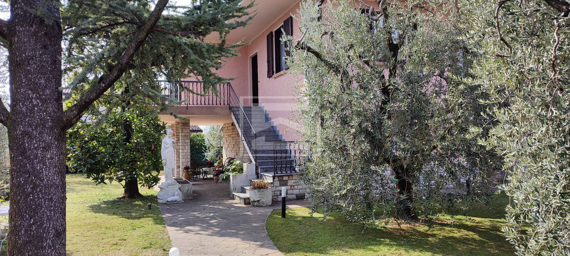 Villa singola in vendita a Puegnago sul Garda, Raffa