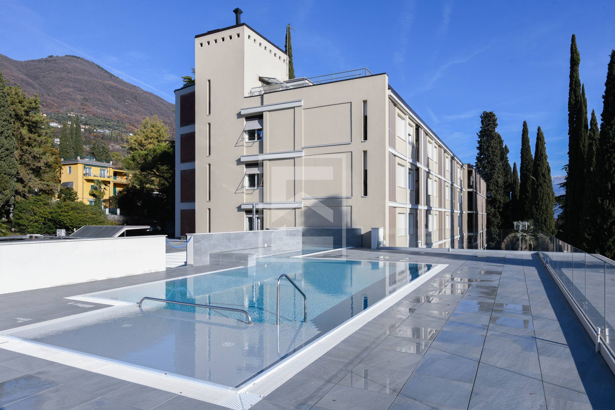 Appartamento in vendita a Gardone Riviera