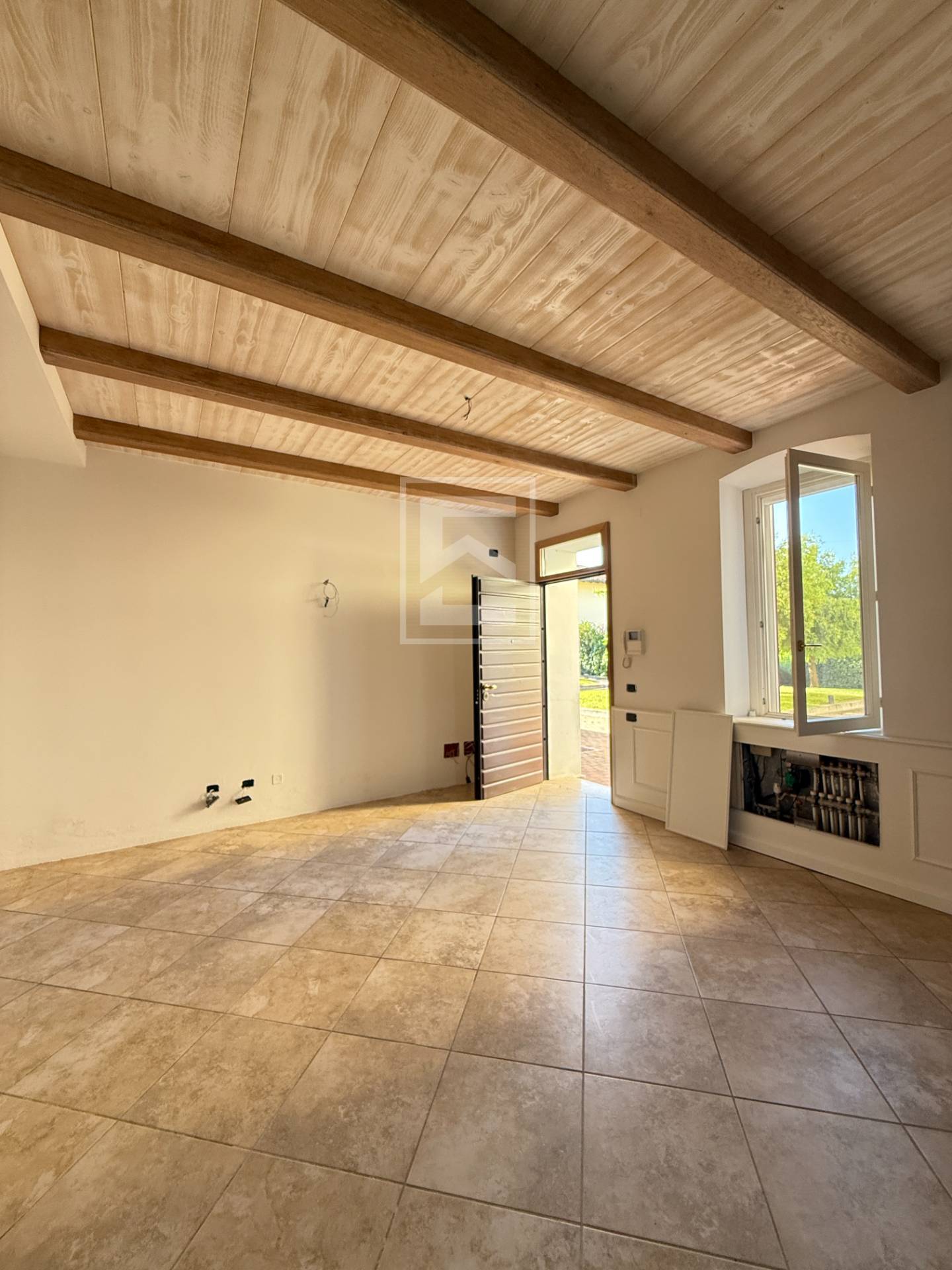 Appartamento in vendita a Desenzano del Garda, Vaccarolo