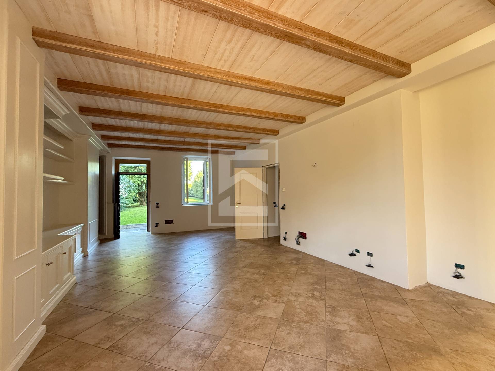 Appartamento in vendita a Desenzano del Garda, Vaccarolo