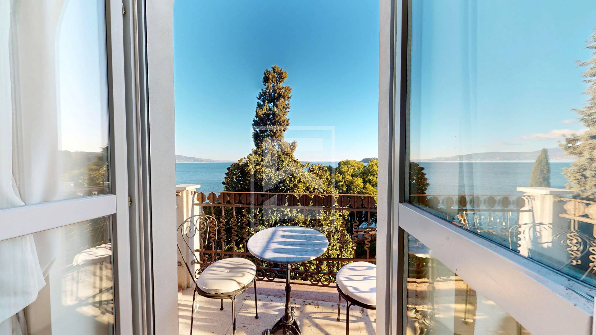 Appartamento in vendita a Gardone Riviera, Gardone Sotto