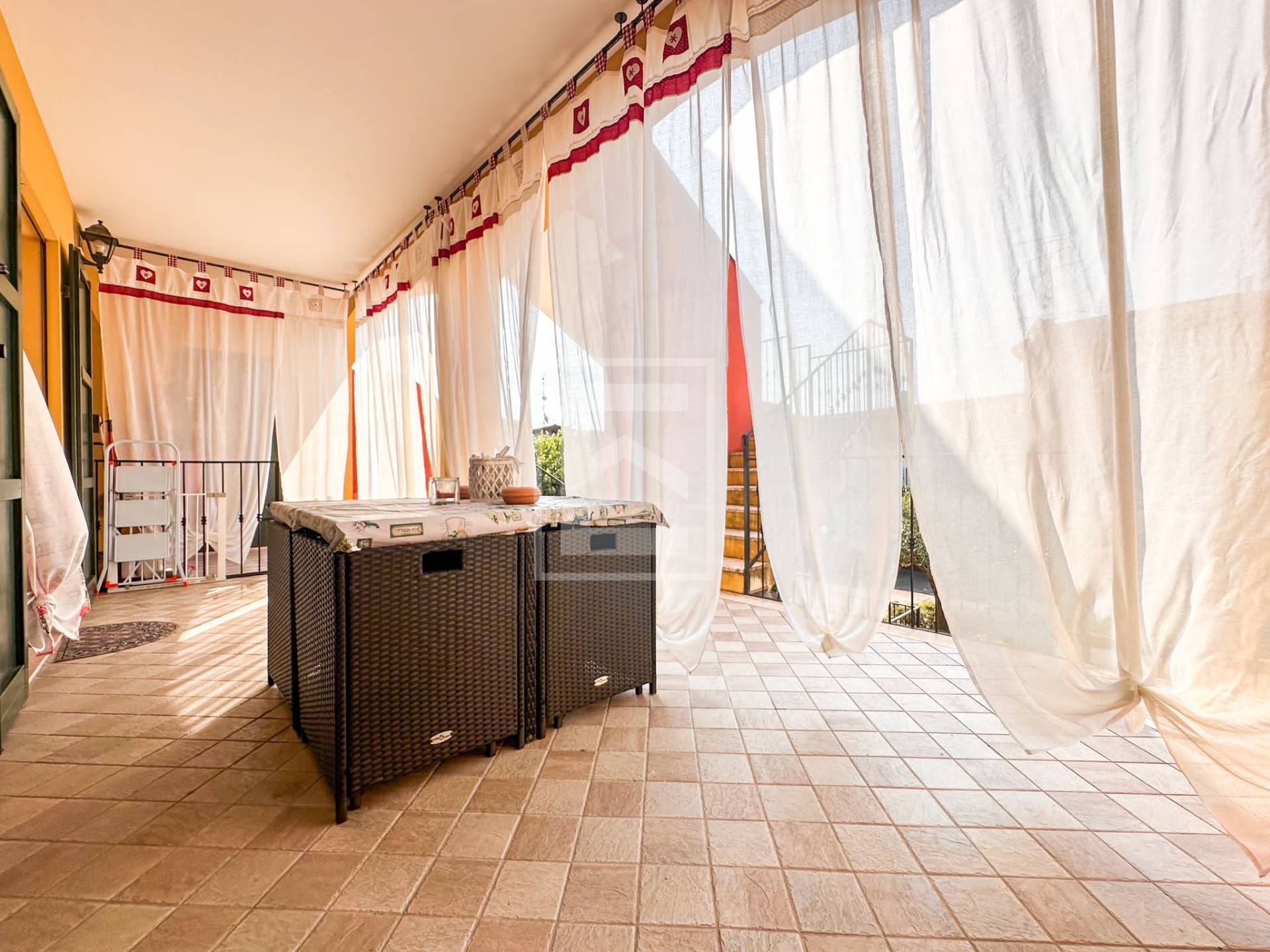 Appartamento in vendita a Desenzano del Garda, Vaccarolo