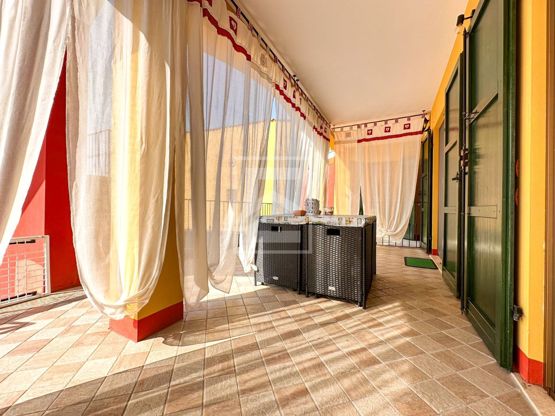 Appartamento in vendita a Desenzano del Garda, Vaccarolo