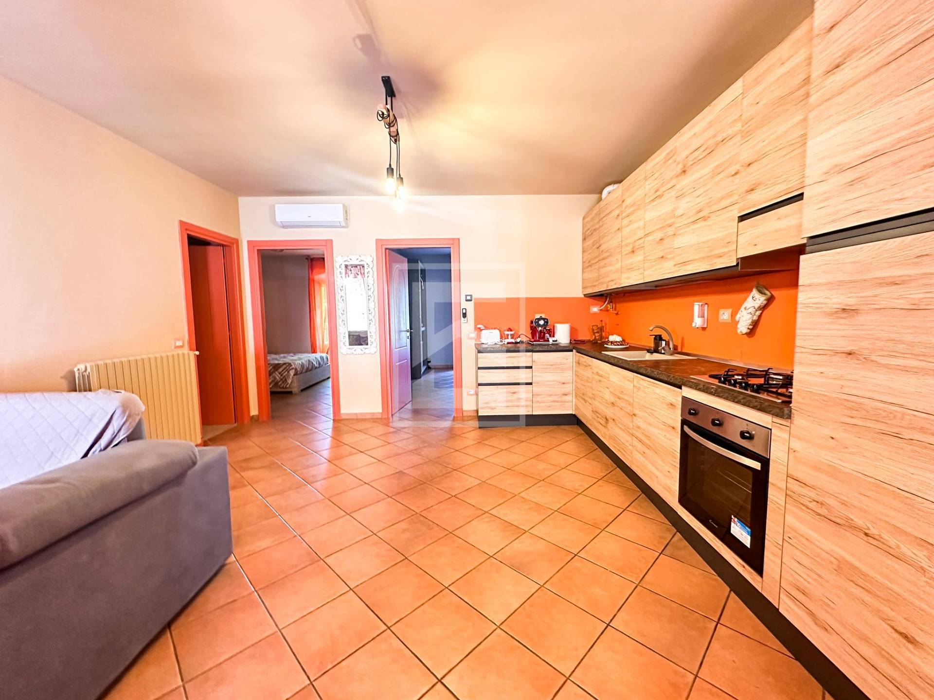 Appartamento in vendita a Desenzano del Garda, Vaccarolo