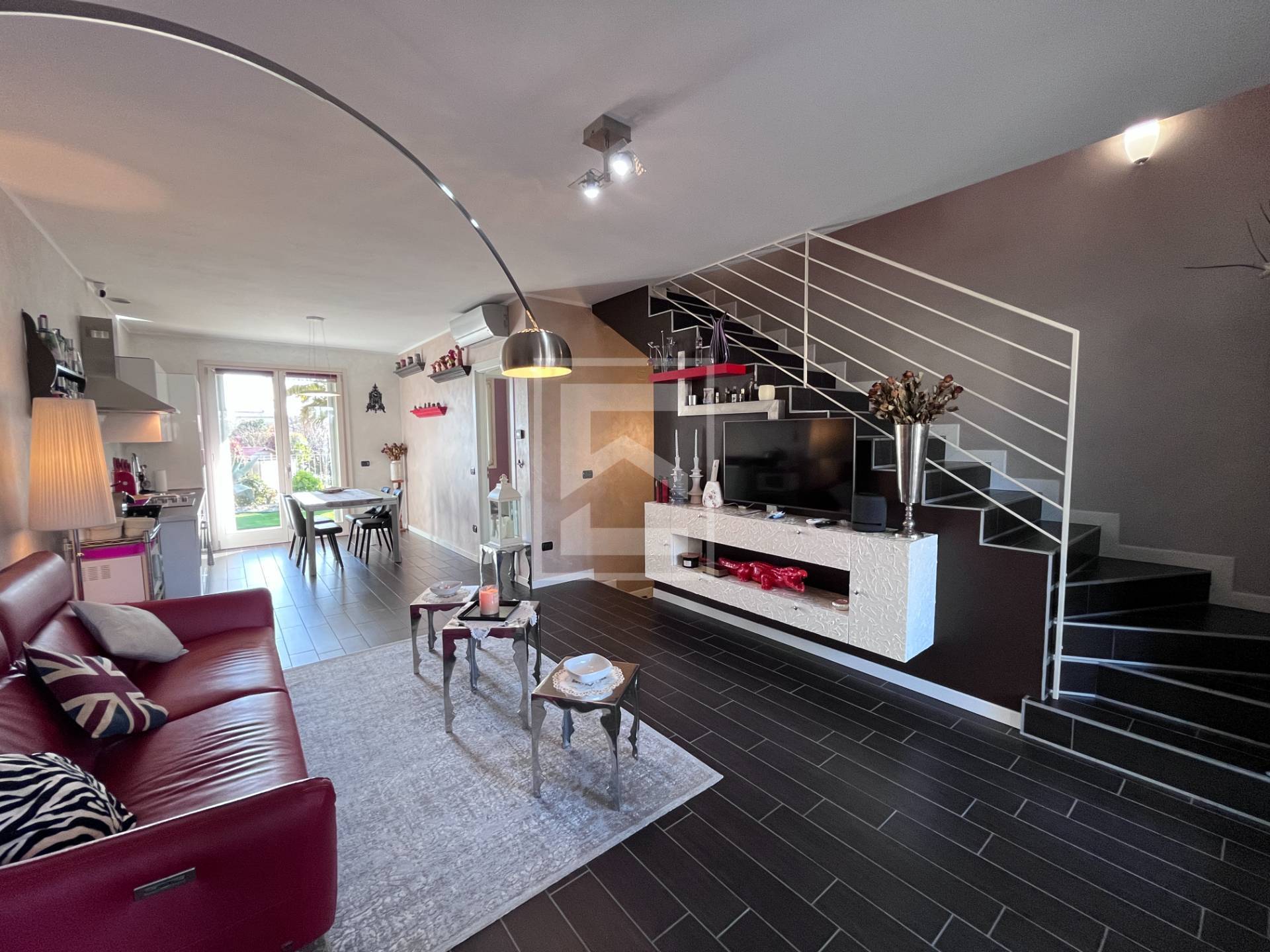 Villa a schiera in vendita a Lonato del Garda, Sedena