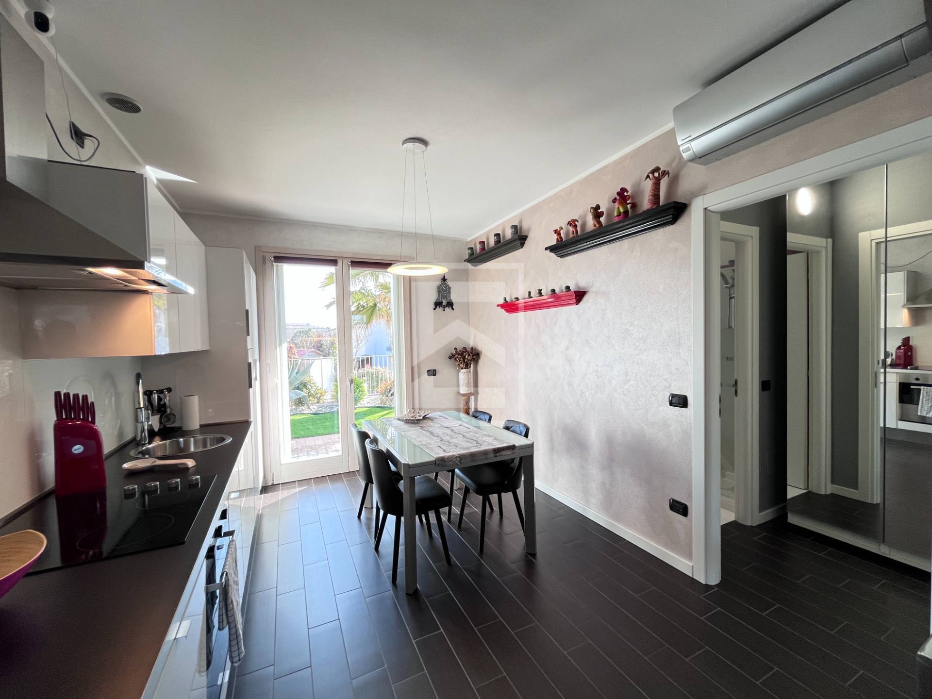 Villa a schiera in vendita a Lonato del Garda, Sedena