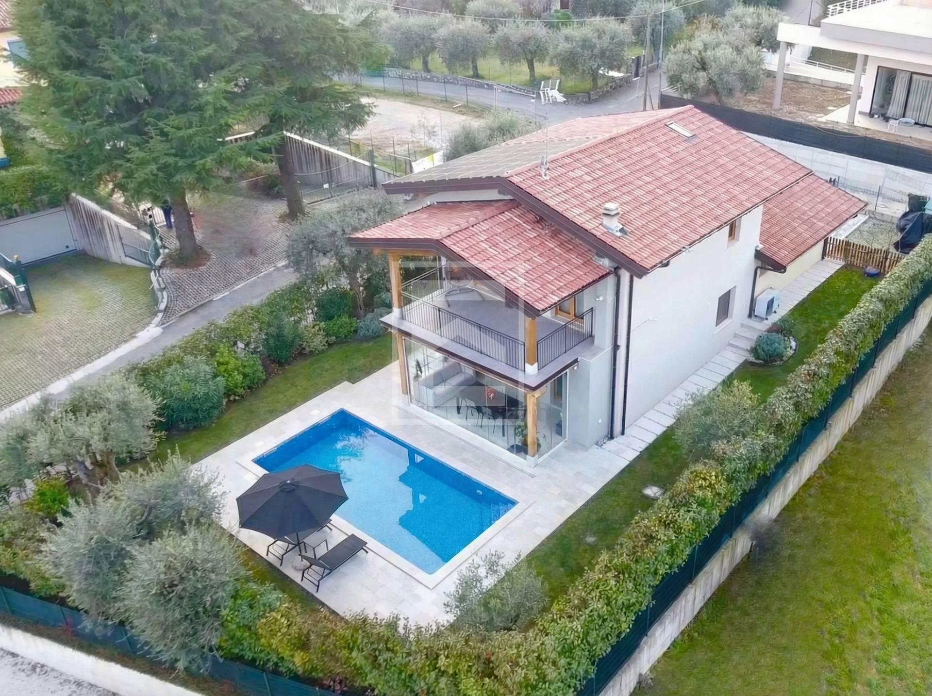 Villa singola in vendita a Soiano del Lago