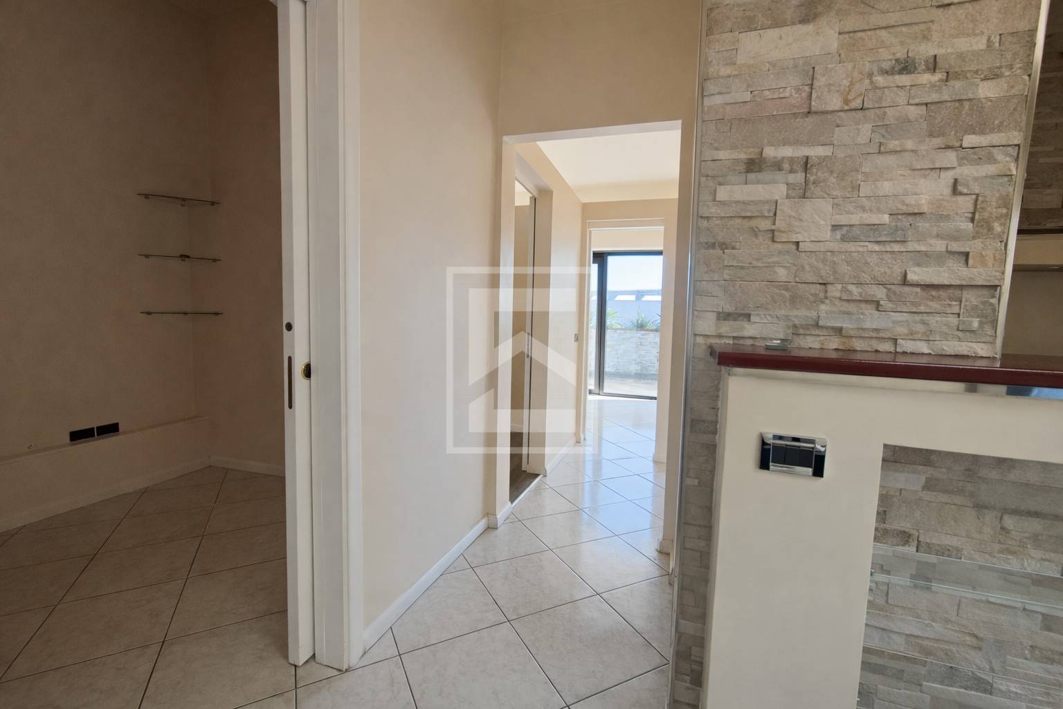 Negozio in vendita a Desenzano del Garda, Desenzano del Garda