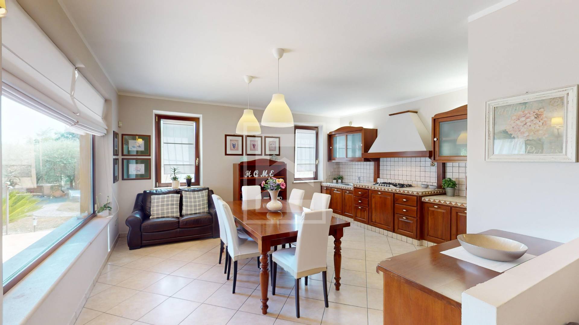 Villa singola in vendita a Desenzano del Garda