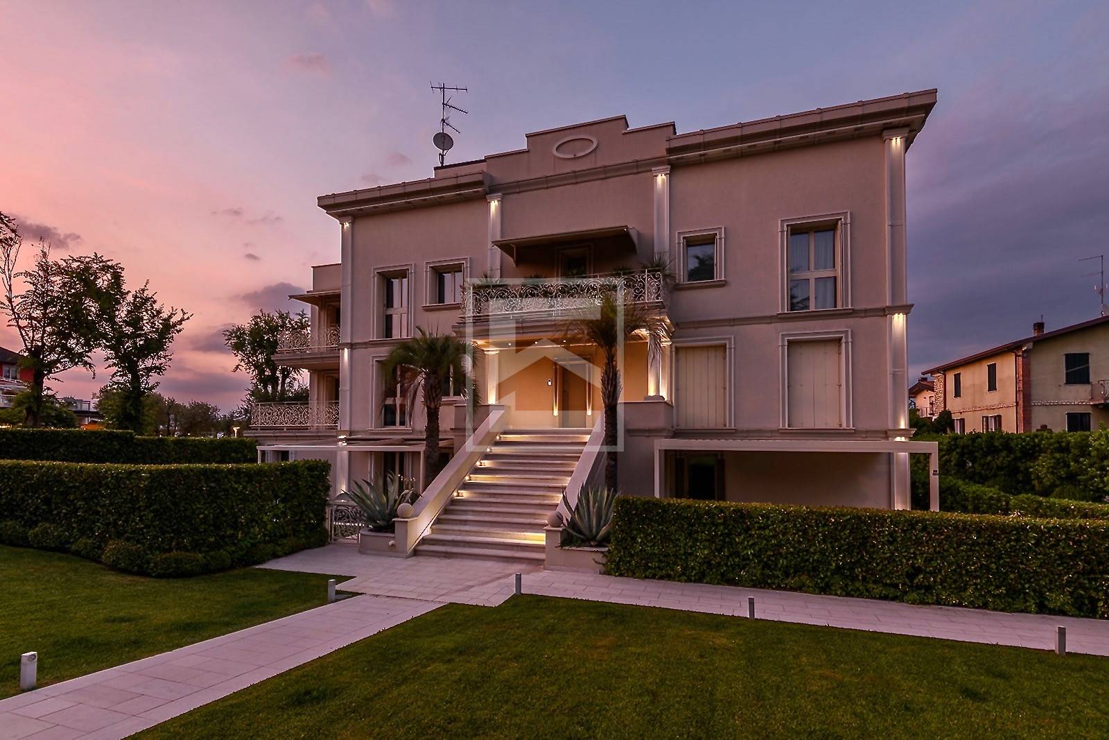 Appartamento in vendita a Desenzano del Garda, Desenzano del Garda