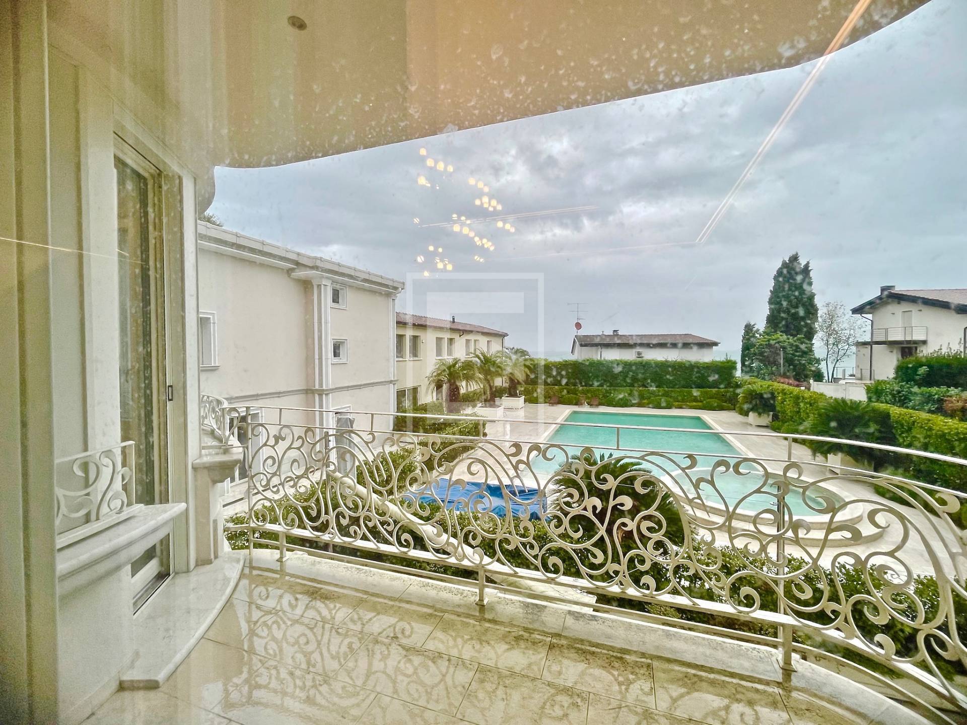 Appartamento in vendita a Desenzano del Garda, Desenzano del Garda