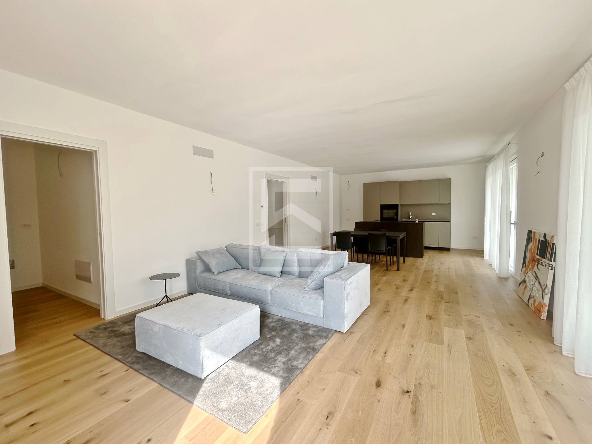 Villa singola in vendita a Desenzano del Garda, Desenzano del Garda