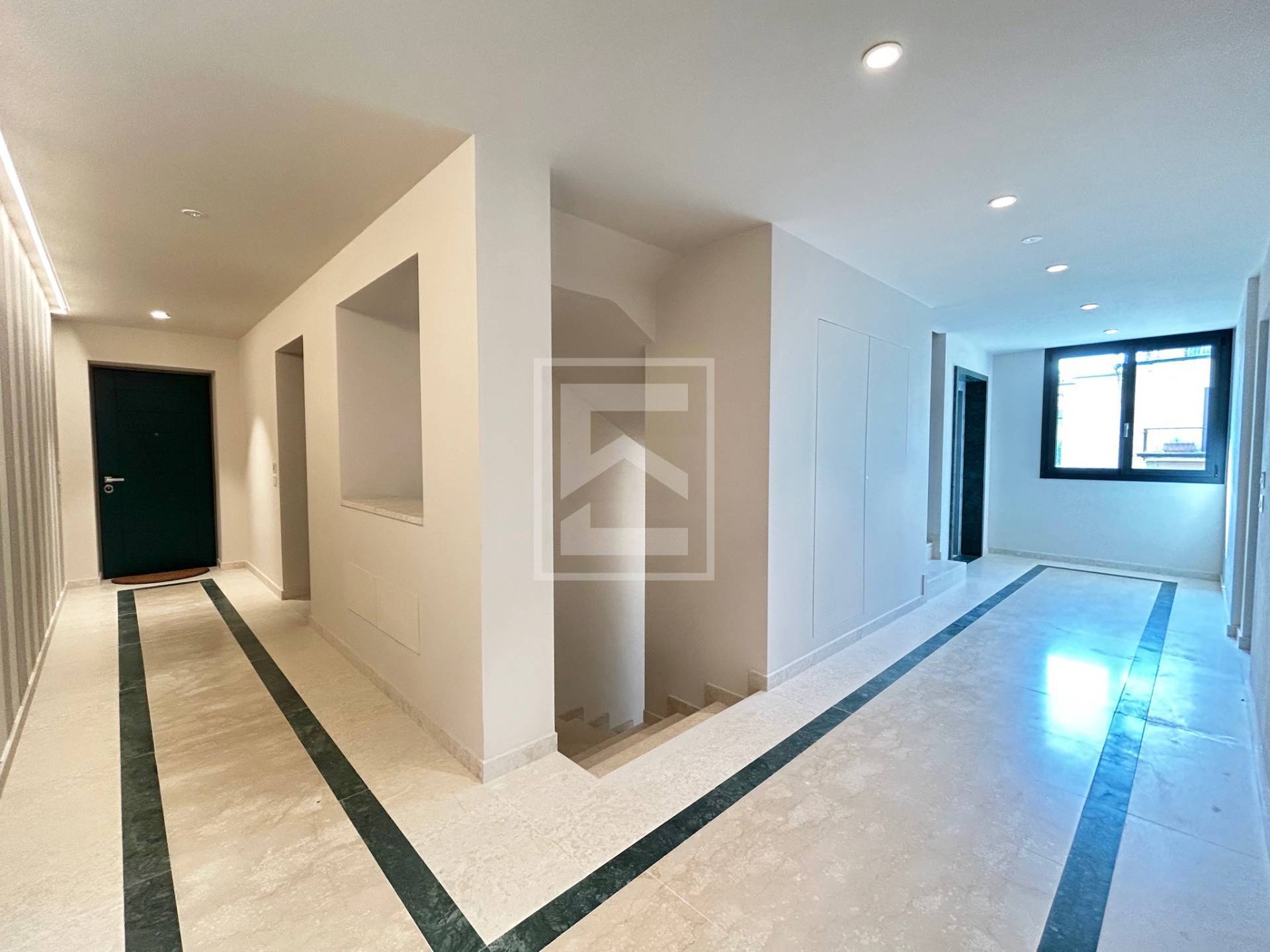 Appartamento in vendita a Desenzano del Garda, Desenzano del Garda