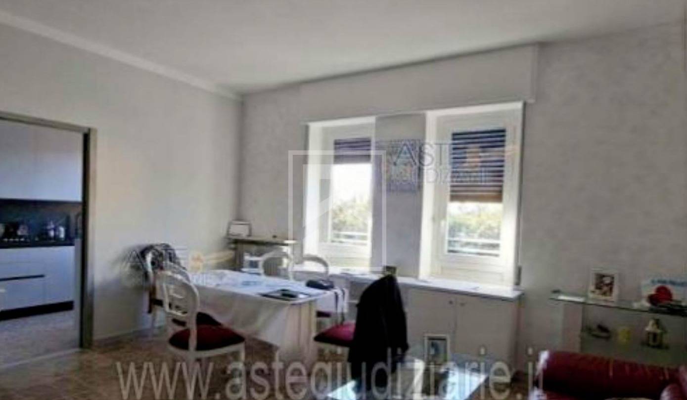 Appartamento in vendita a Desenzano del Garda