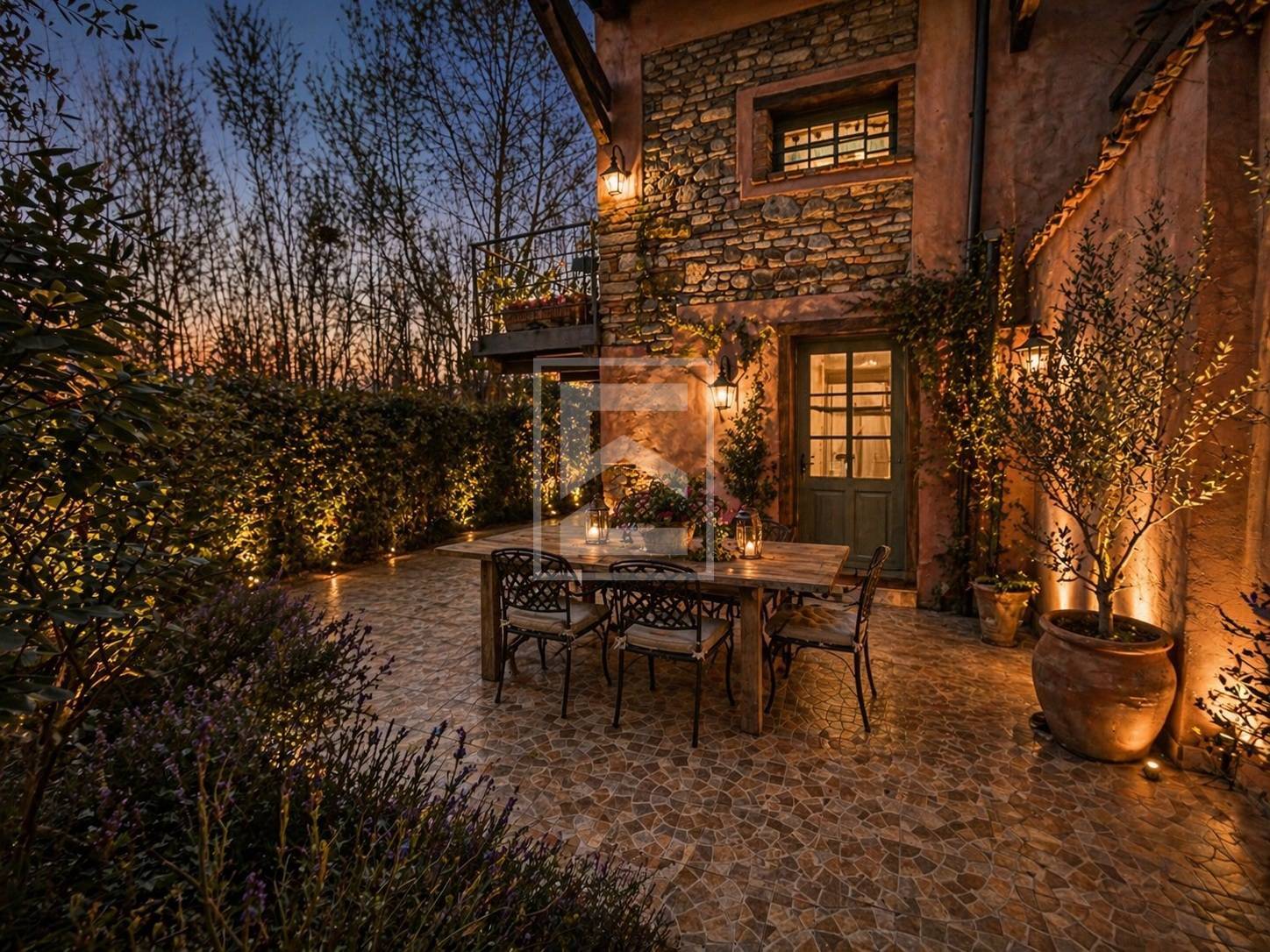 Casa Indipendente in vendita a Desenzano del Garda