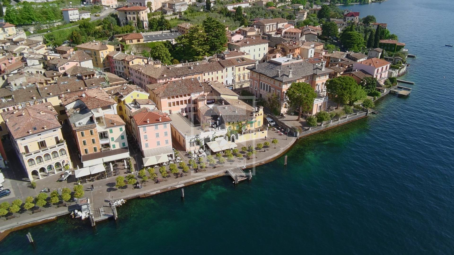 Appartamento in vendita a Gargnano