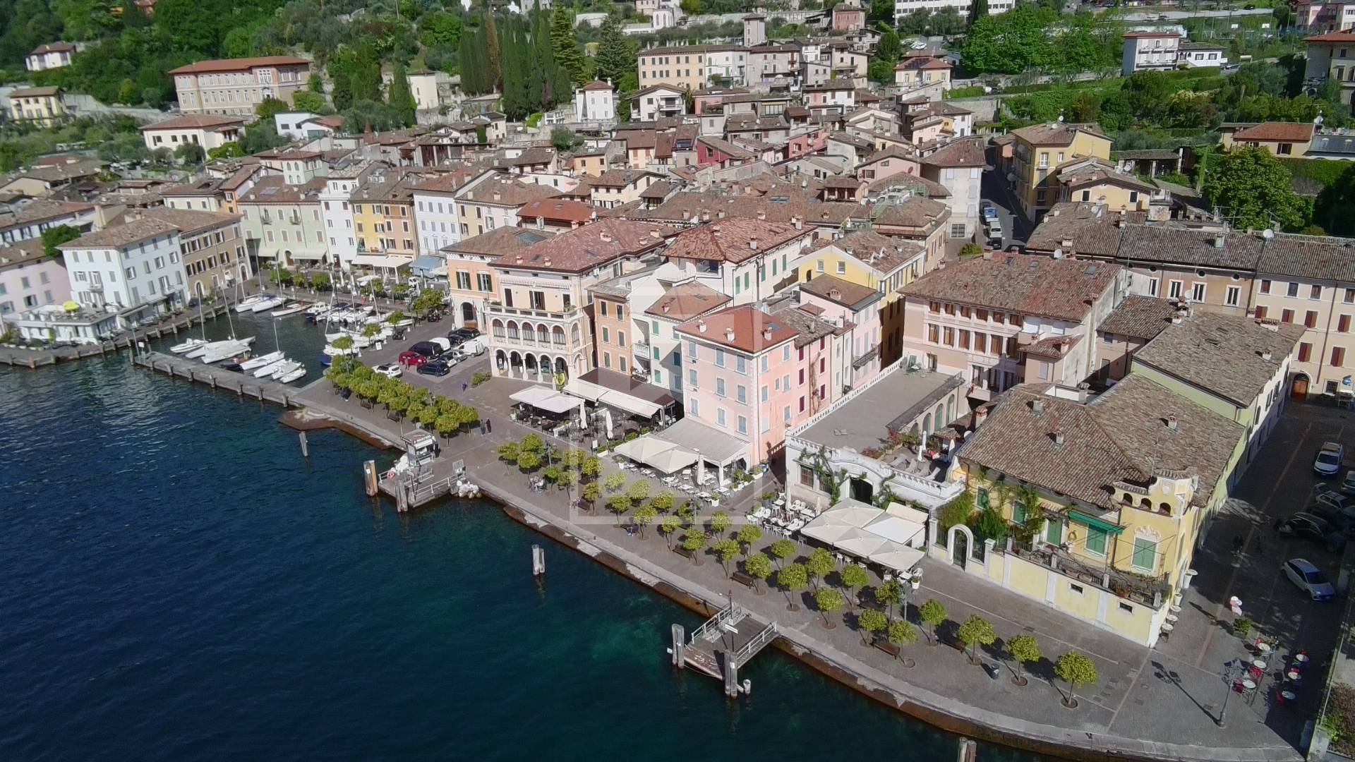 Appartamento in vendita a Gargnano