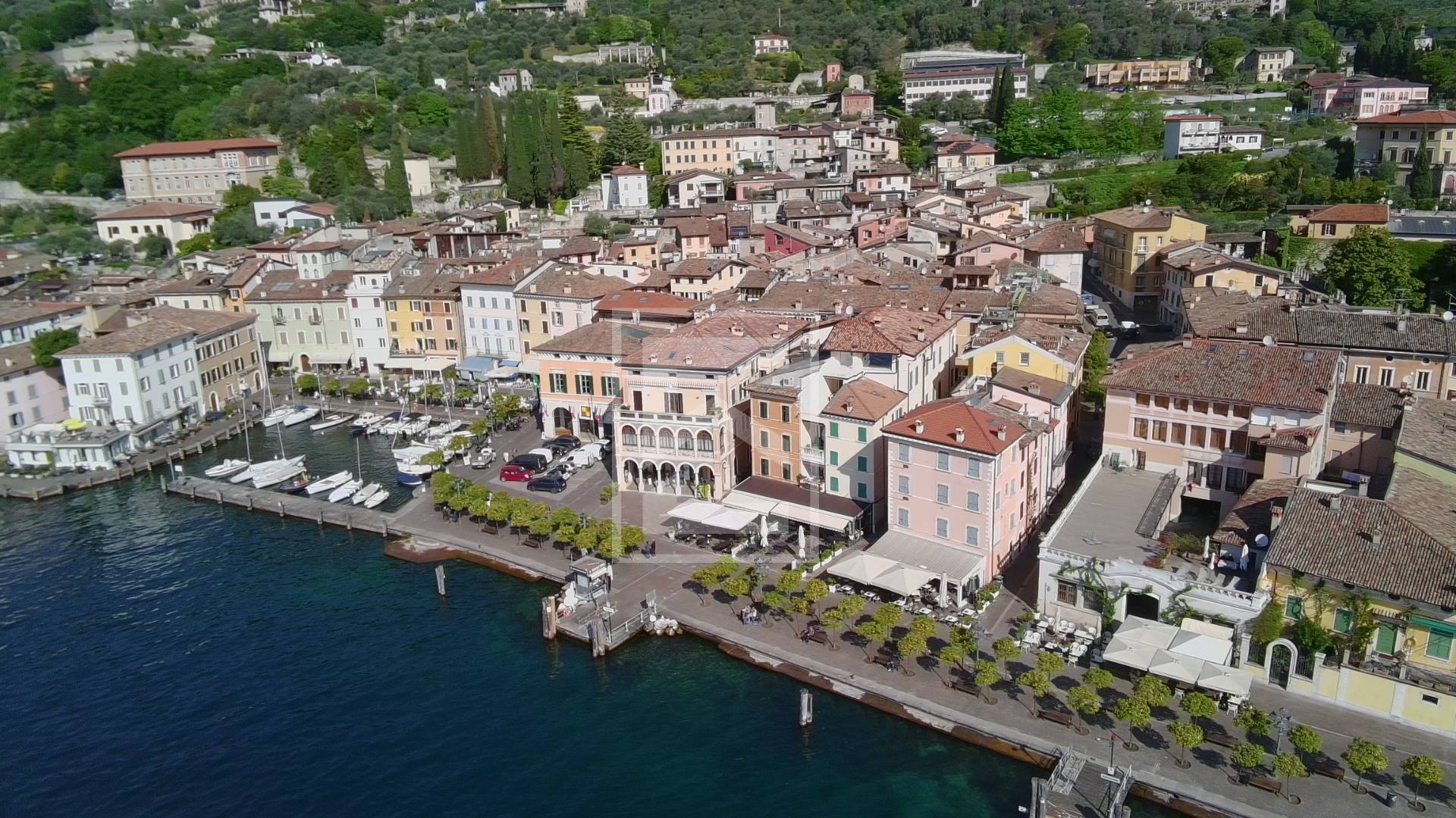 Appartamento in vendita a Gargnano