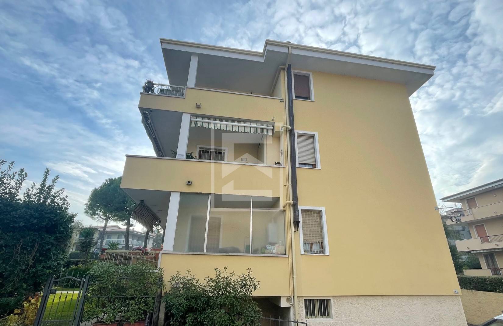 Appartamento in vendita a Desenzano del Garda, Desenzano del Garda