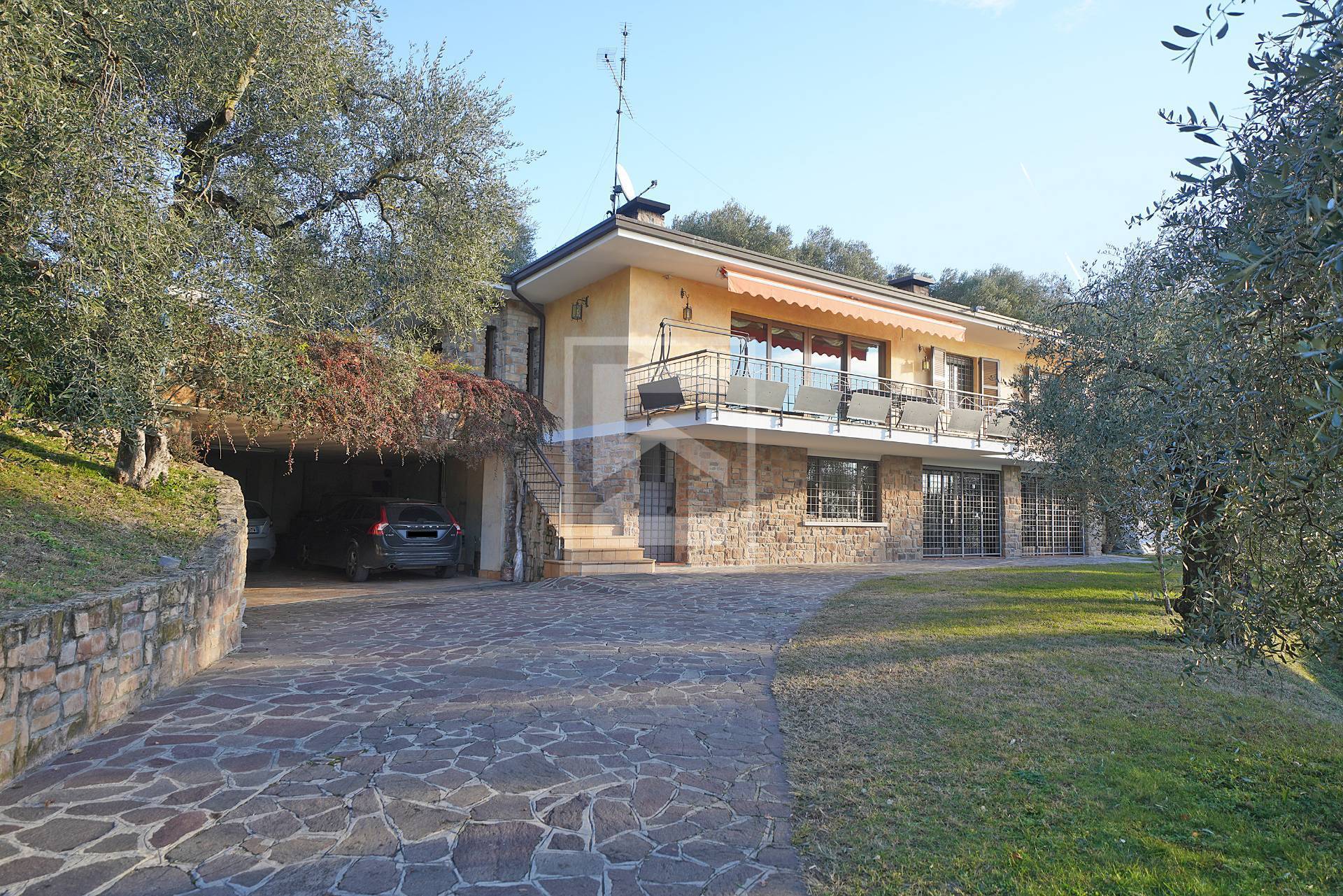 Villa singola in vendita a Gardone Riviera