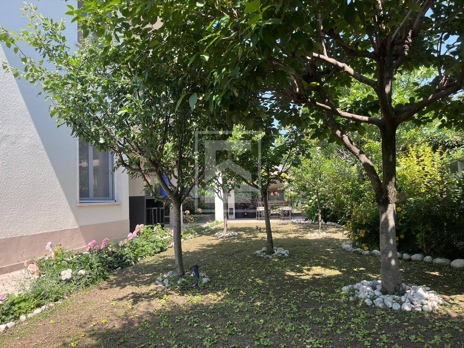 Villa singola in vendita a Desenzano del Garda, Desenzano del Garda