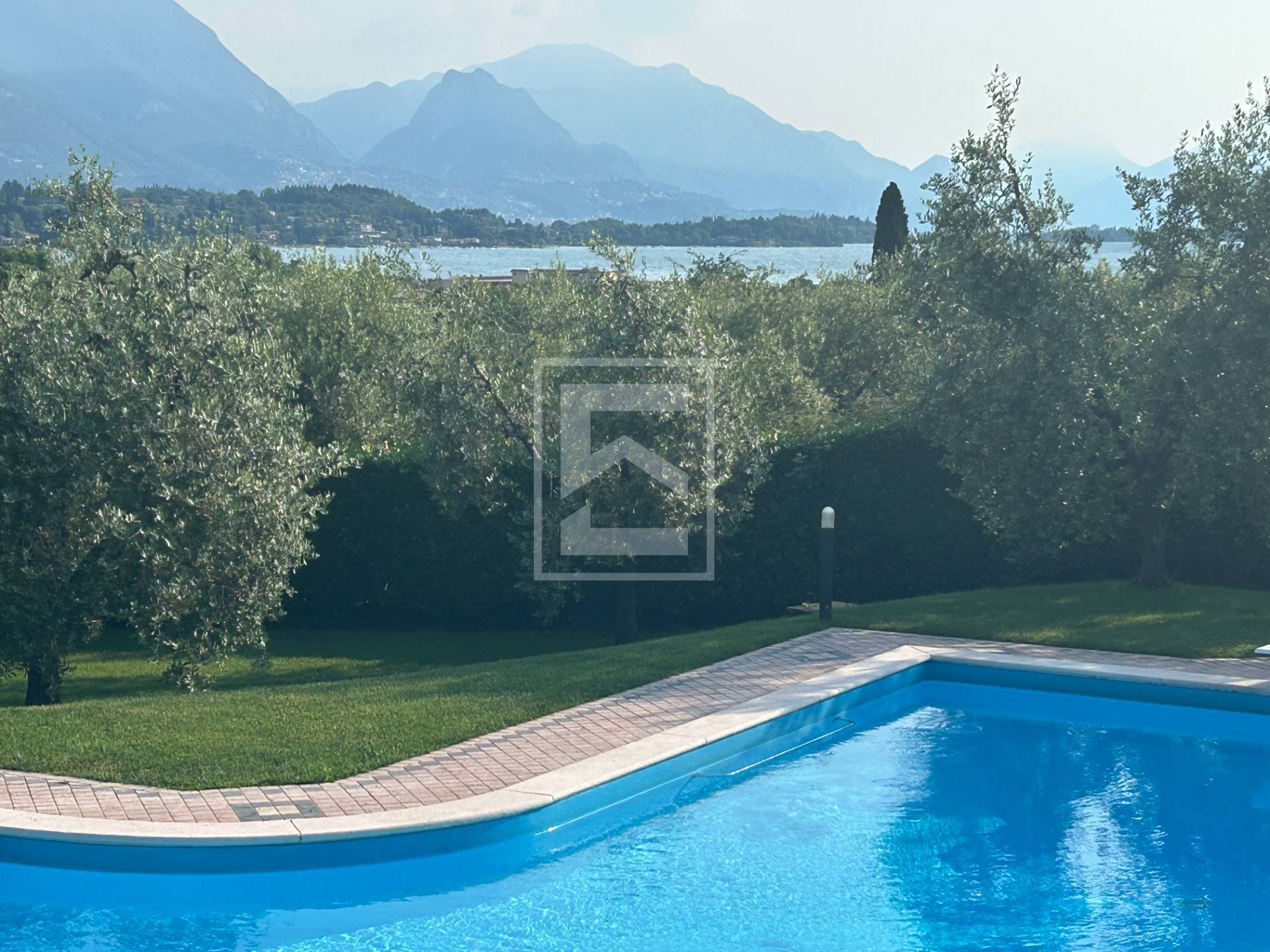Villa singola in vendita a Manerba del Garda, Pieve