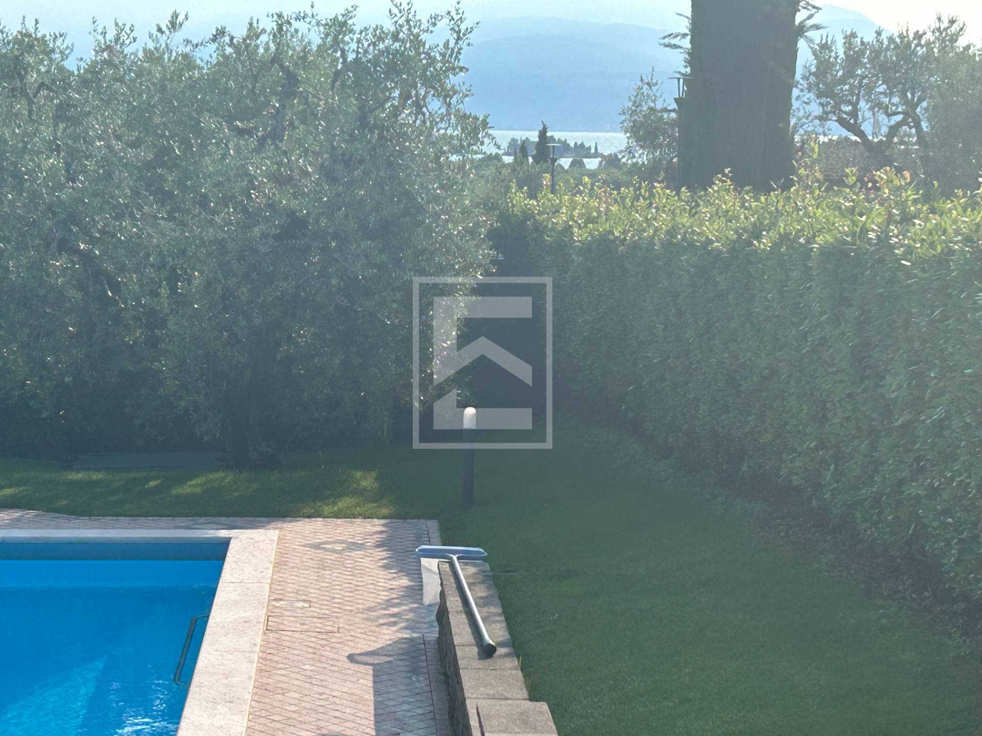 Villa singola in vendita a Manerba del Garda, Pieve