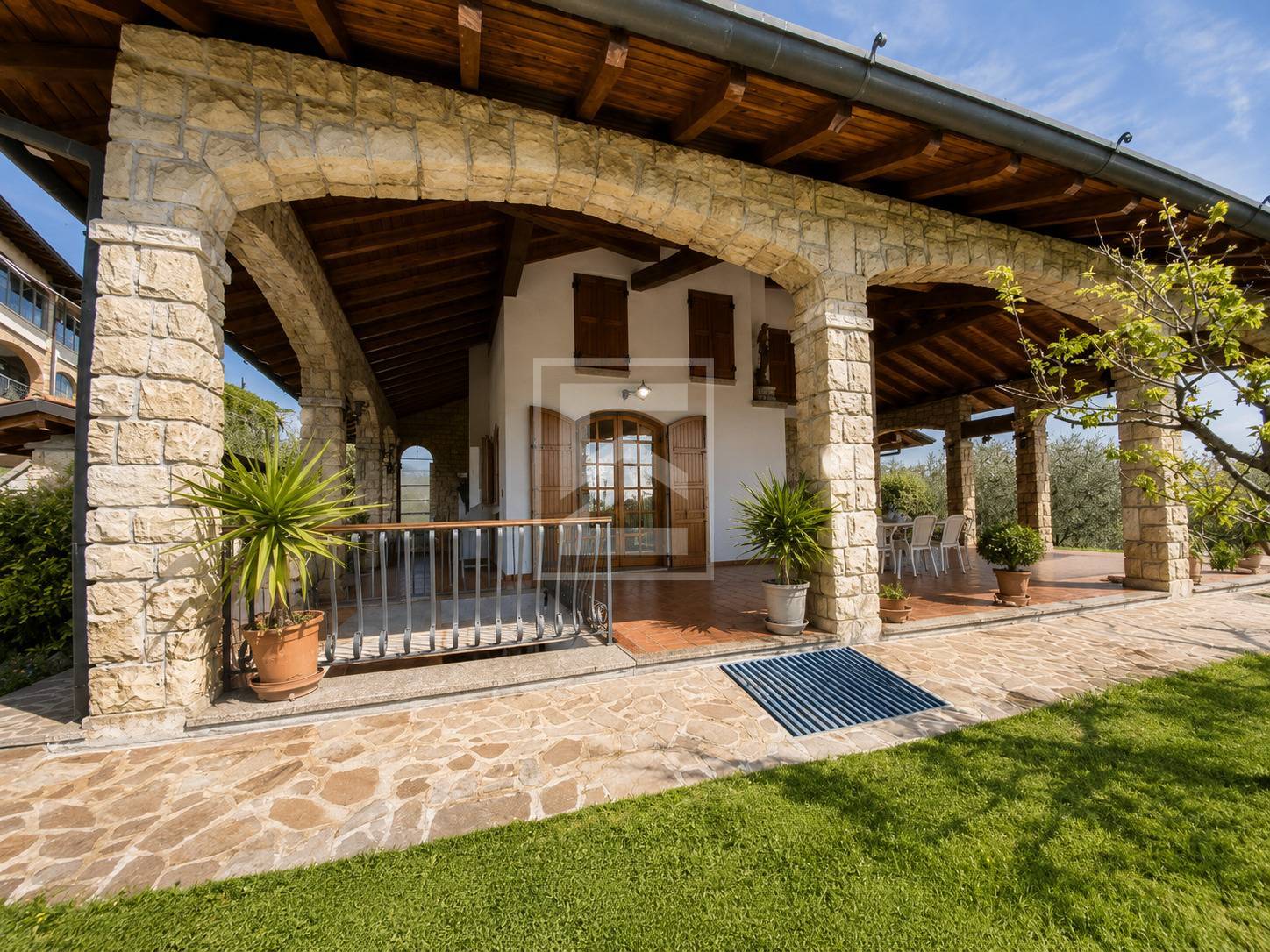 Villa singola in vendita a Moniga del Garda