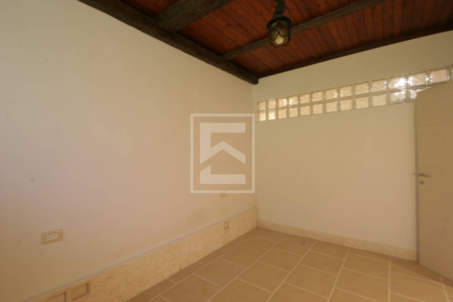 Appartamento in vendita a Gardone Riviera