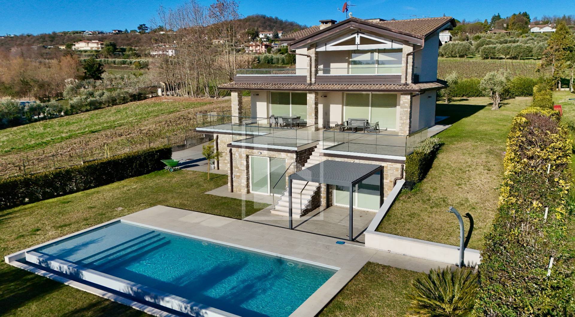 Villa singola in vendita a Moniga del Garda