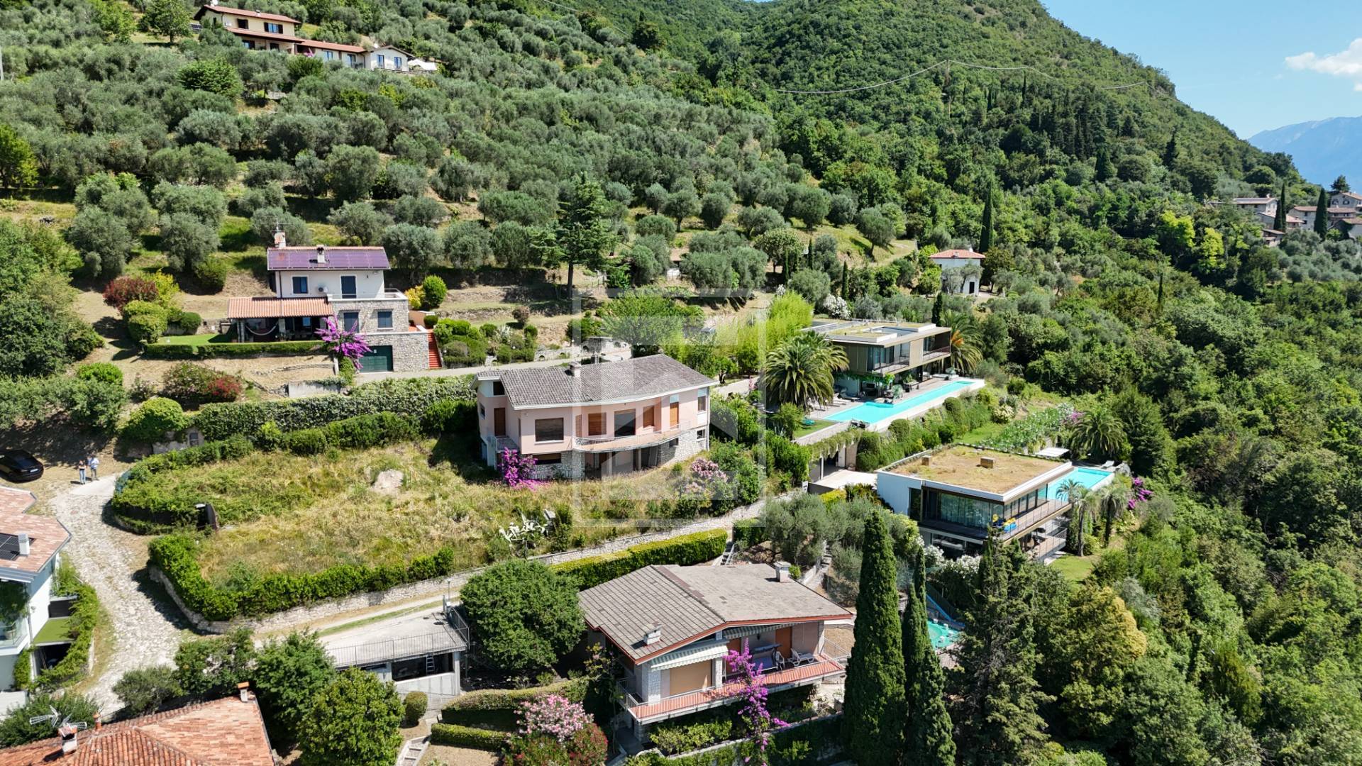 Villa singola in vendita a Gardone Riviera