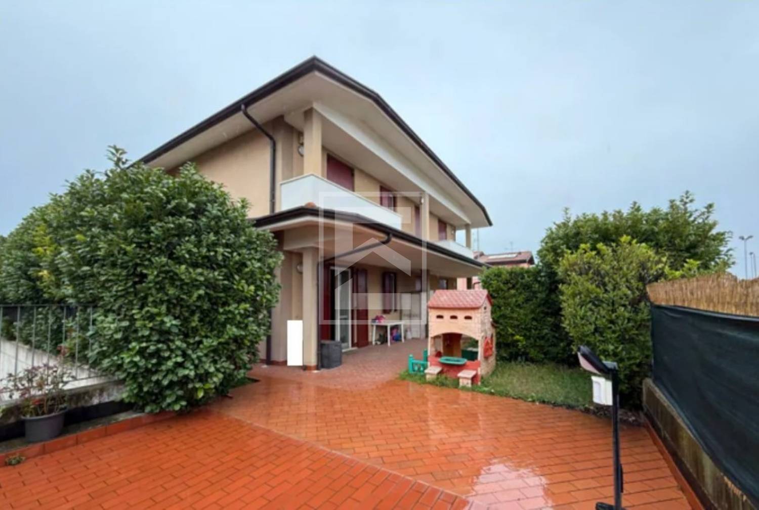 Villetta bifamiliare in vendita a Desenzano del Garda, San Martino della Battaglia