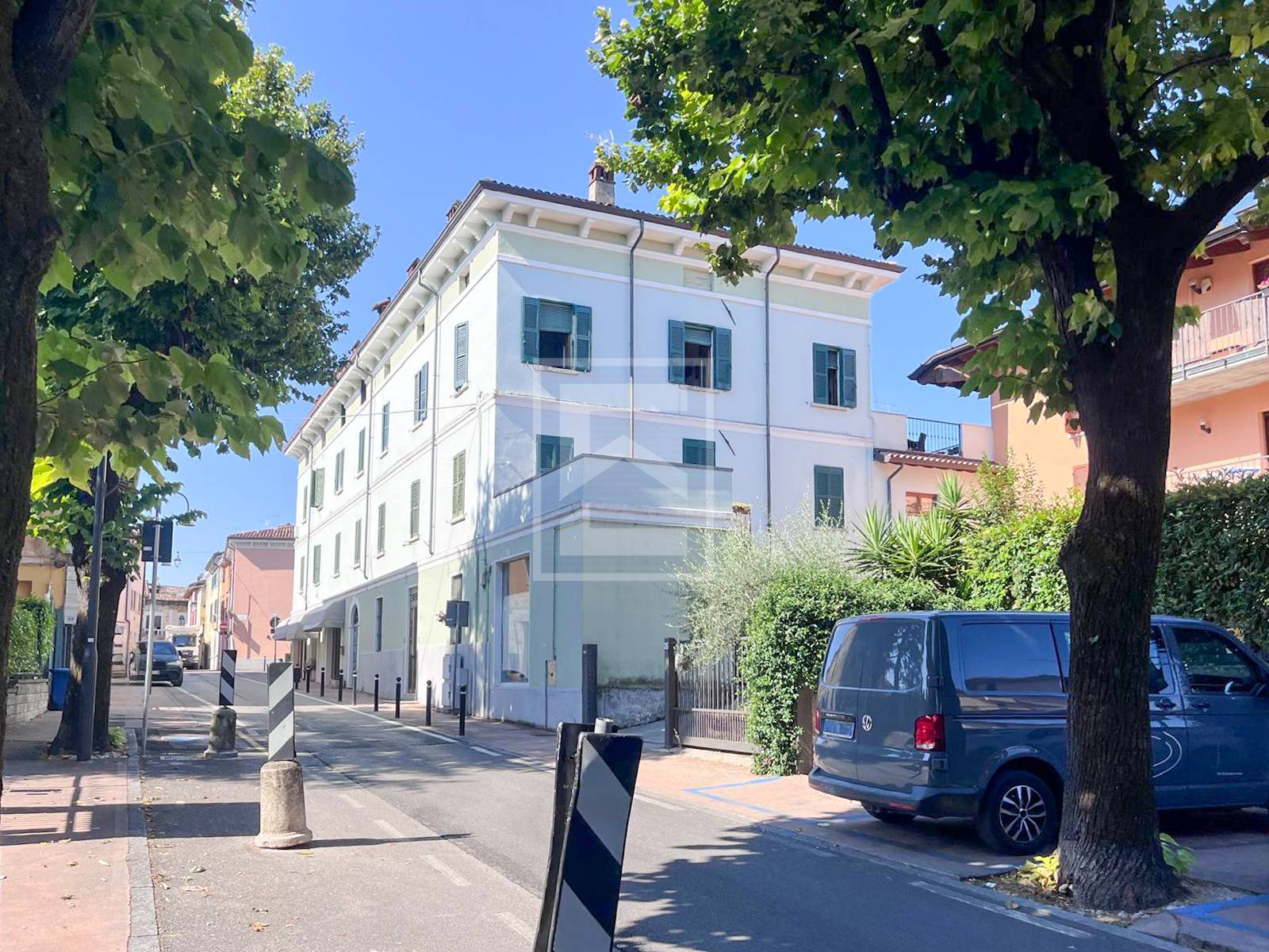 Porzione di villa in vendita a Desenzano del Garda, Desenzano del Garda