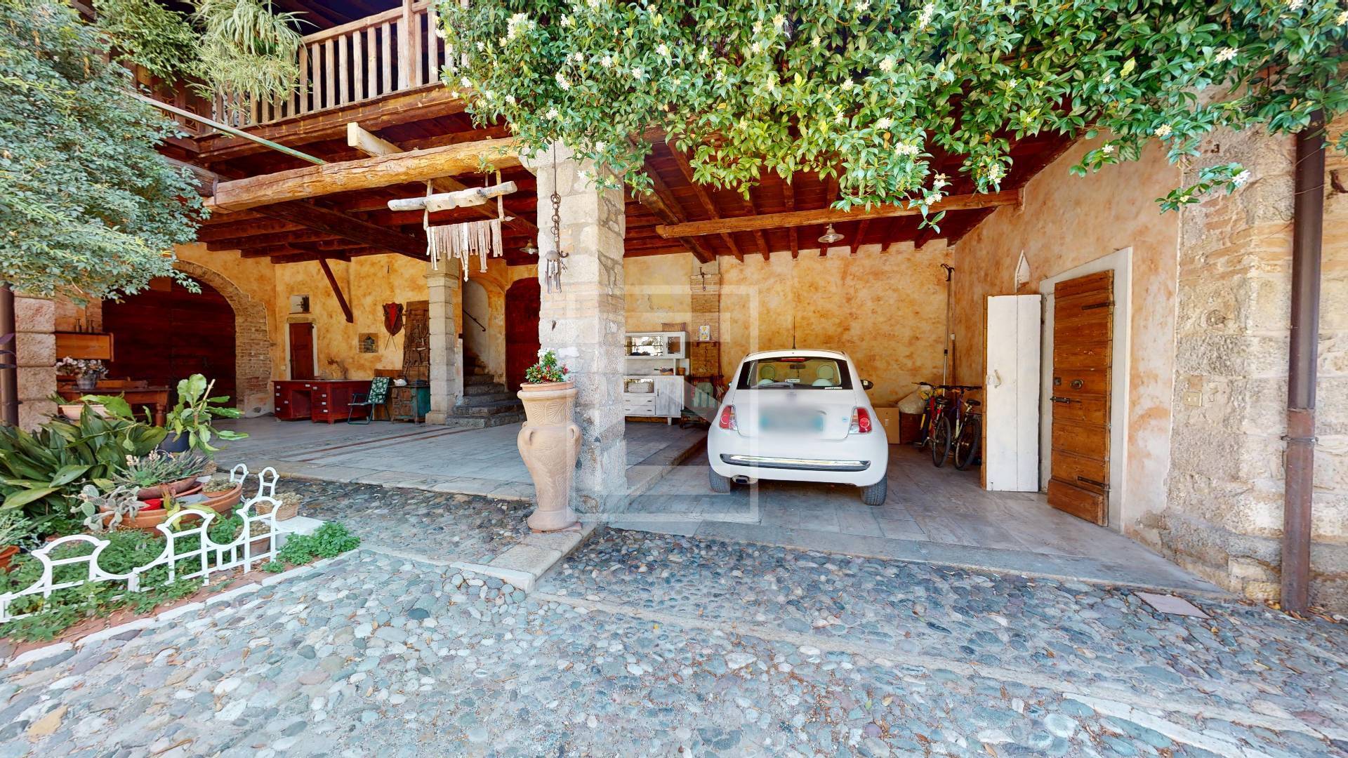 Cascina/Casale in vendita a Prevalle