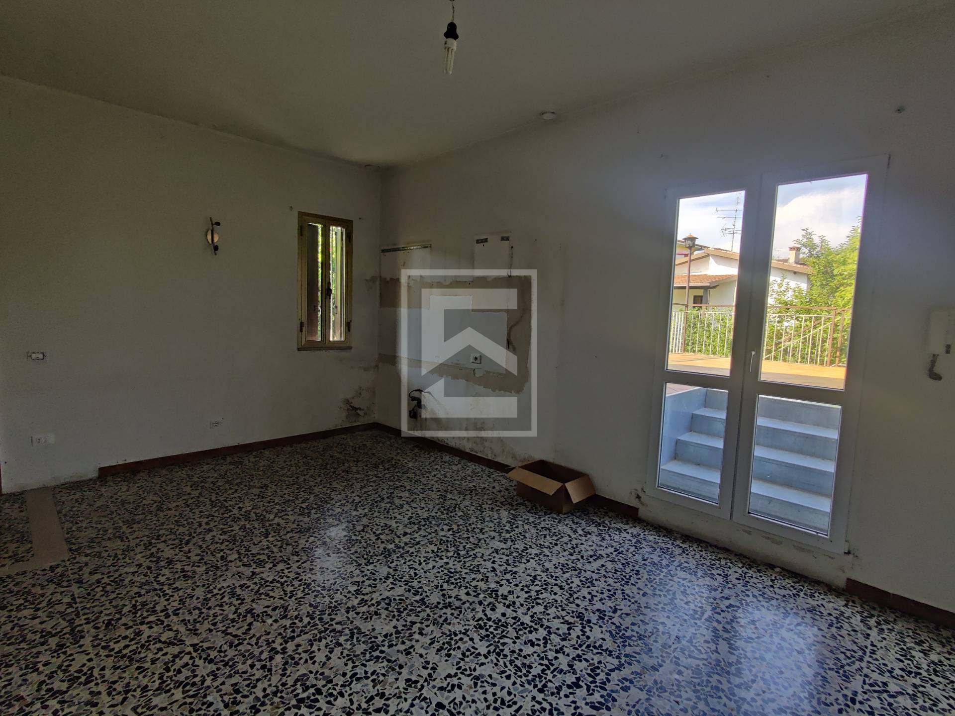 Villetta bifamiliare in vendita a Moniga del Garda
