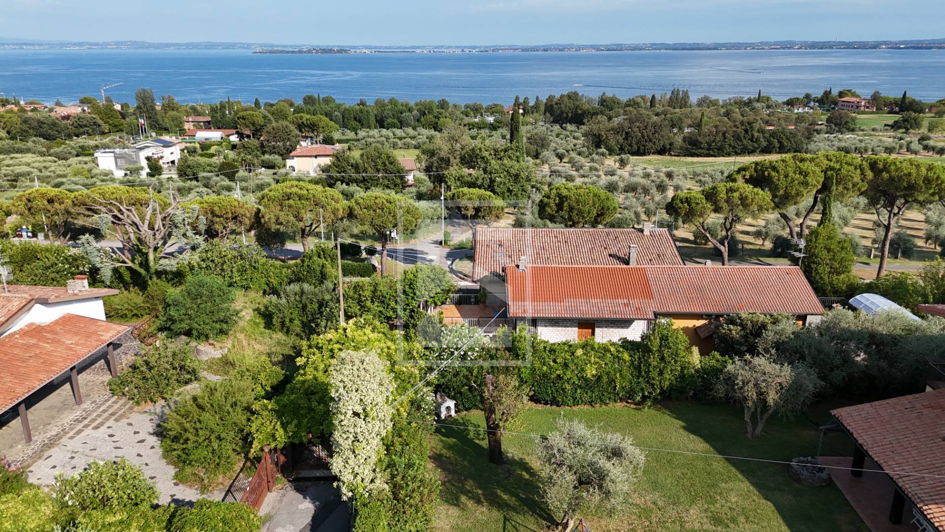Villetta bifamiliare in vendita a Moniga del Garda