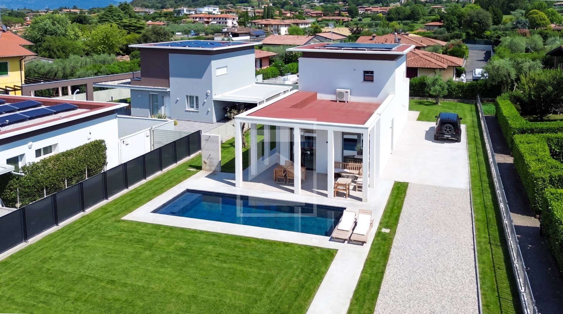 Villa singola in vendita a Manerba del Garda