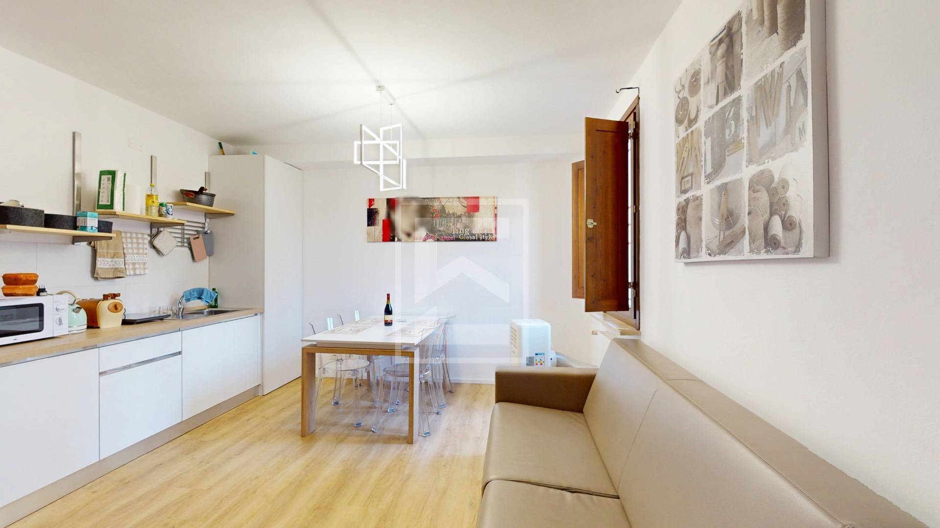 Appartamento in vendita a Desenzano del Garda, Desenzano del Garda