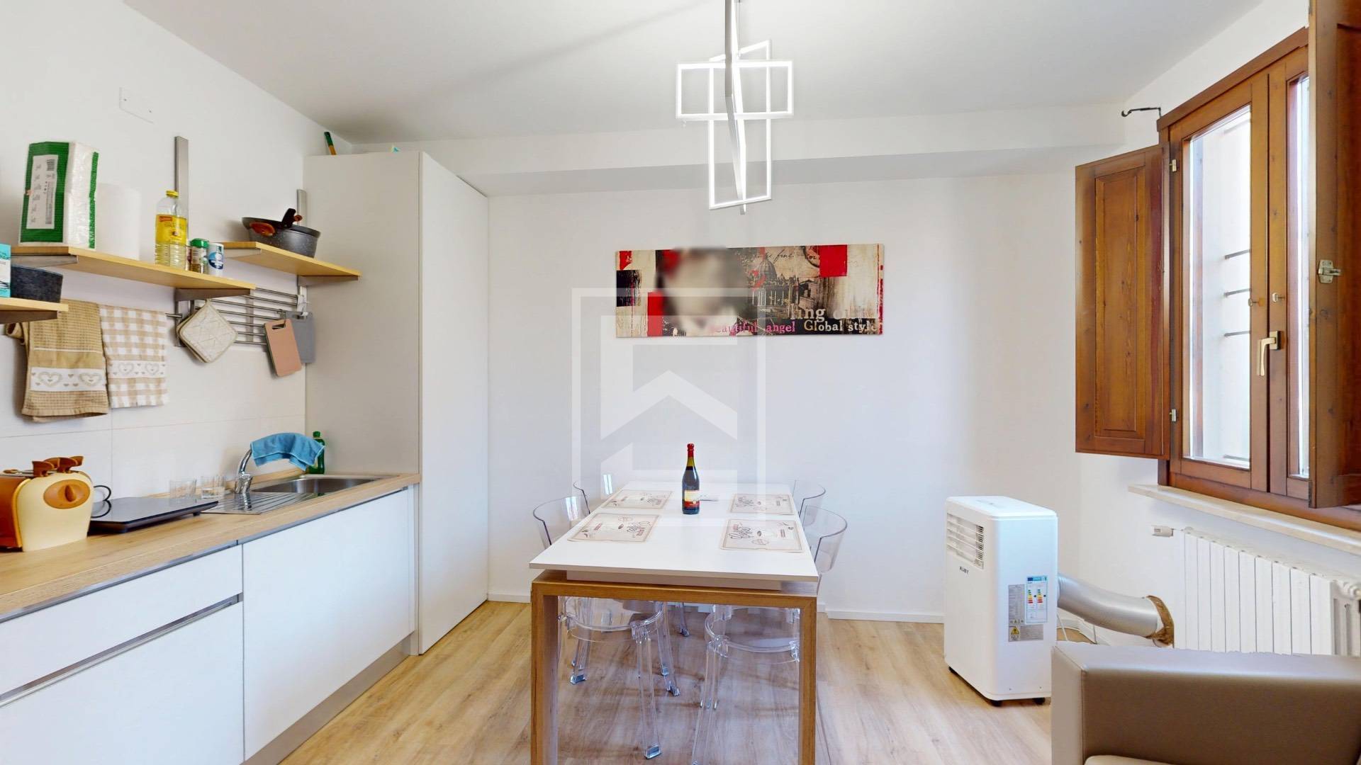 Appartamento in vendita a Desenzano del Garda, Desenzano del Garda