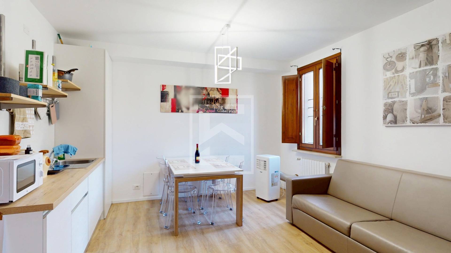 Appartamento in vendita a Desenzano del Garda, Desenzano del Garda