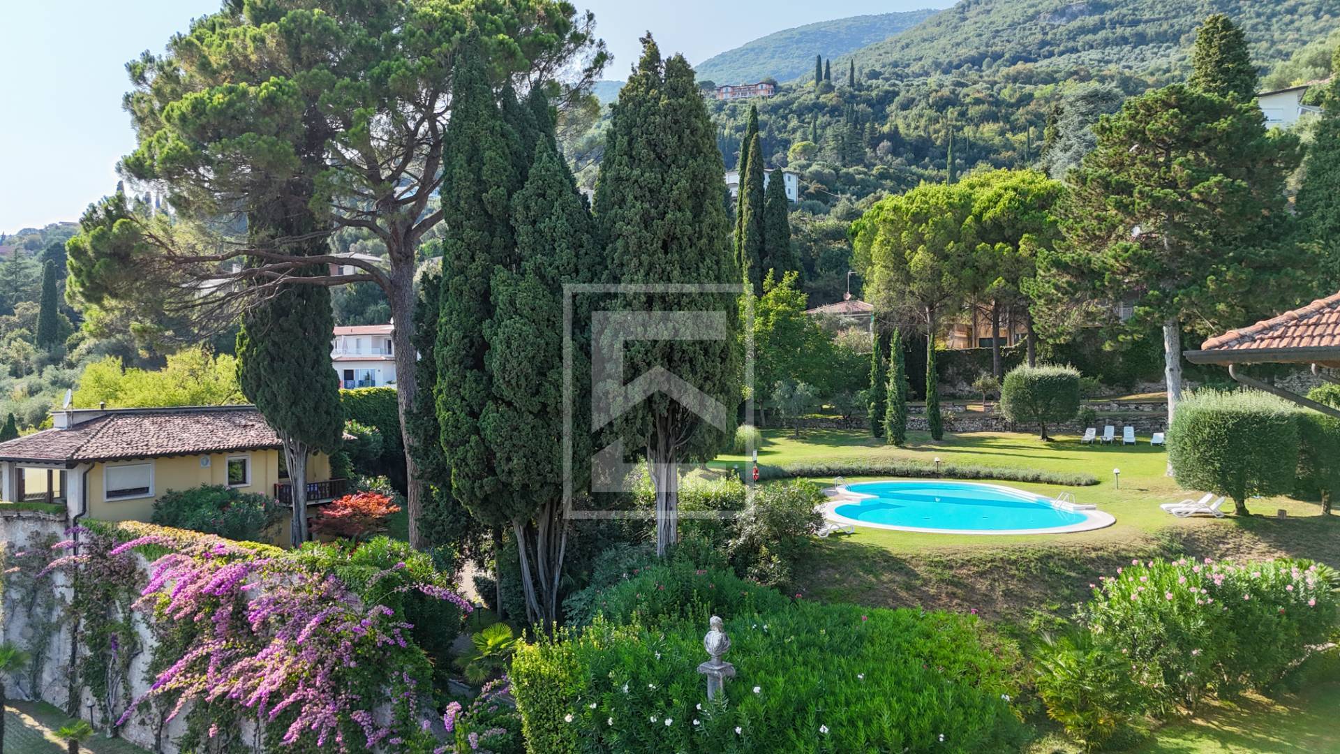 Appartamento in vendita a Gardone Riviera