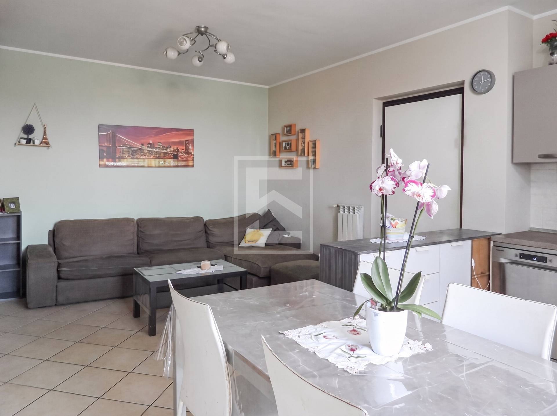 Appartamento in vendita a Desenzano del Garda, San Martino della Battaglia