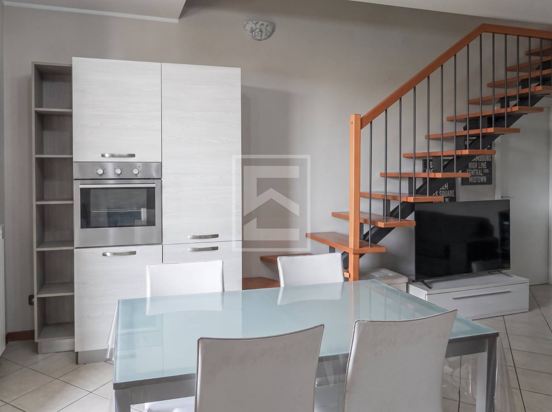 Appartamento in vendita a Desenzano del Garda, San Martino della Battaglia