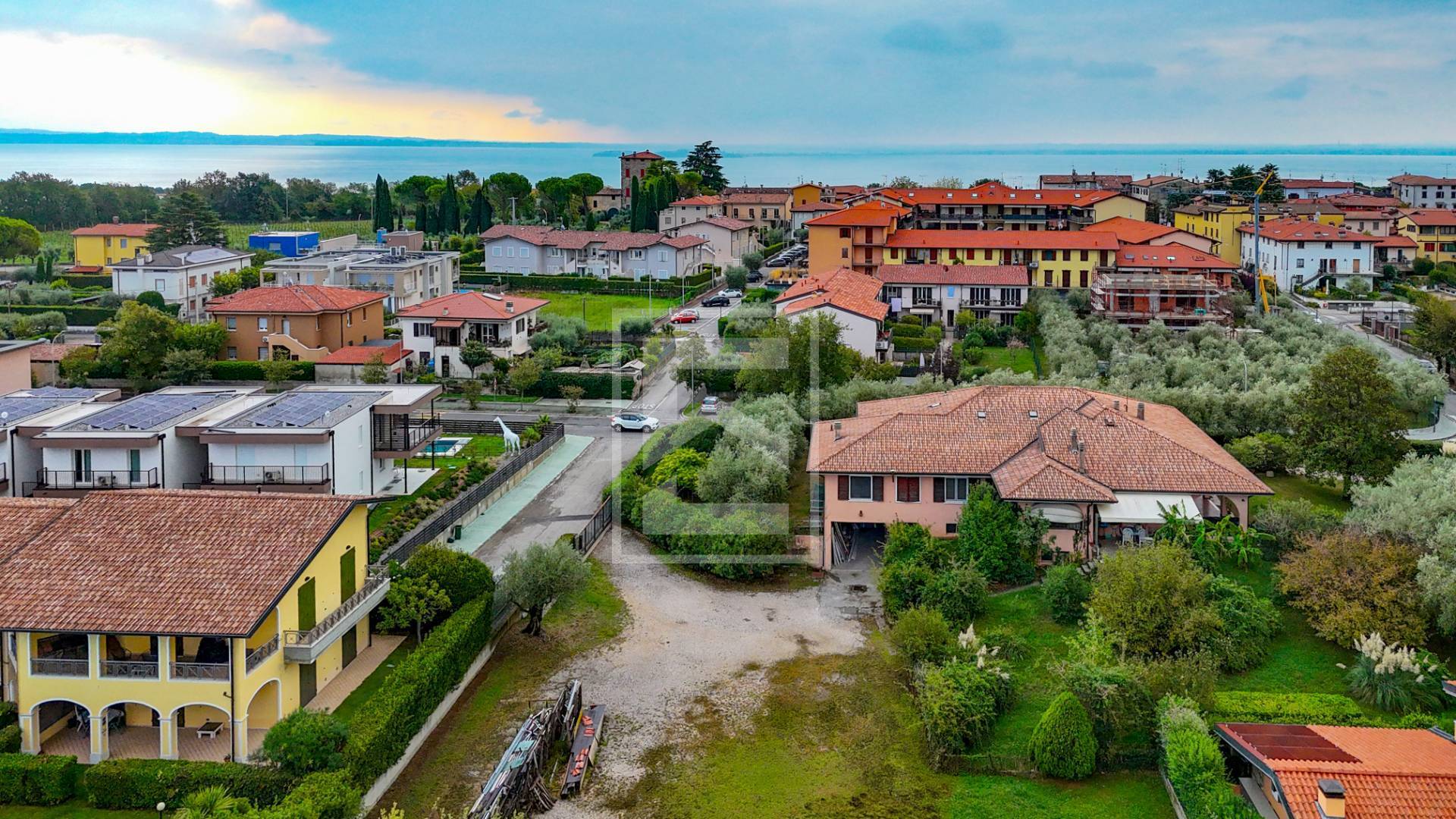 Villa singola in vendita a Moniga del Garda