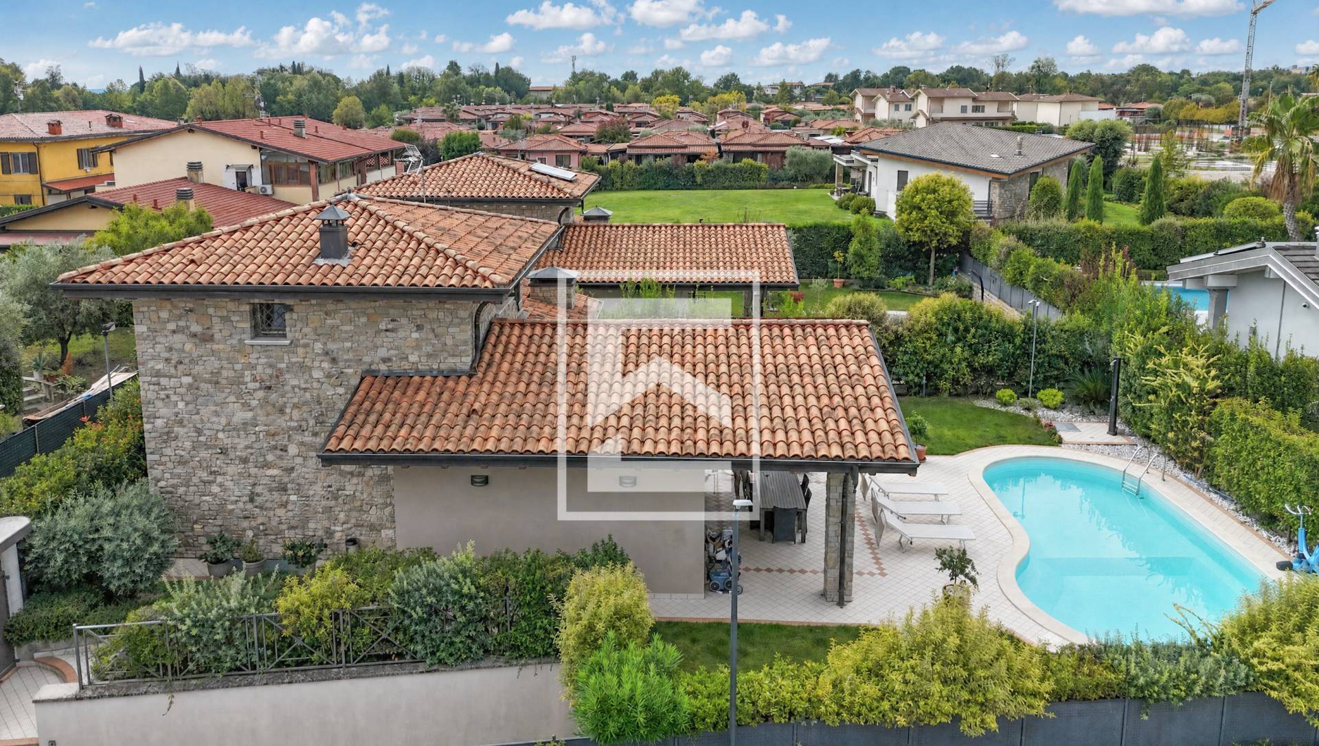 Villa singola in vendita a Manerba del Garda, Solarolo