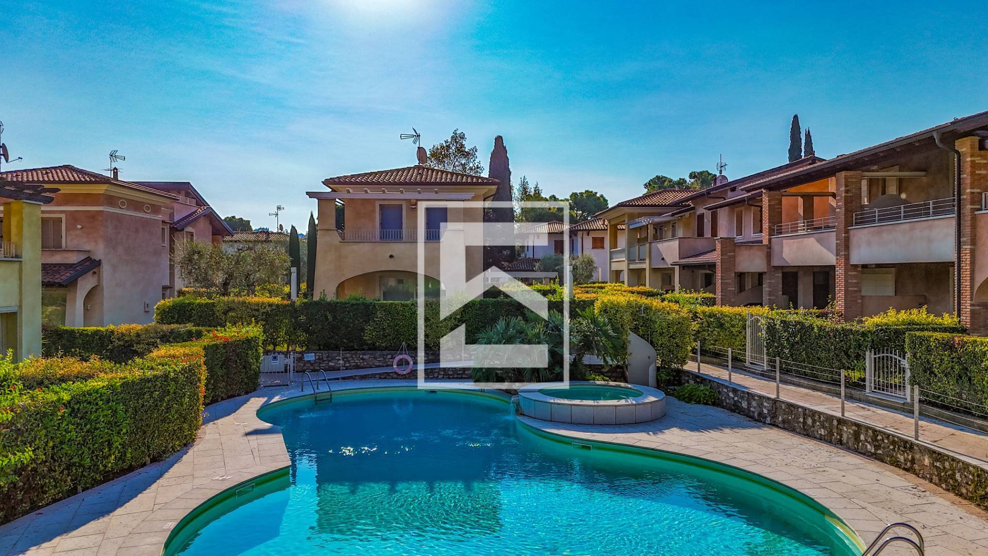 Villa singola in vendita a Manerba del Garda, Solarolo