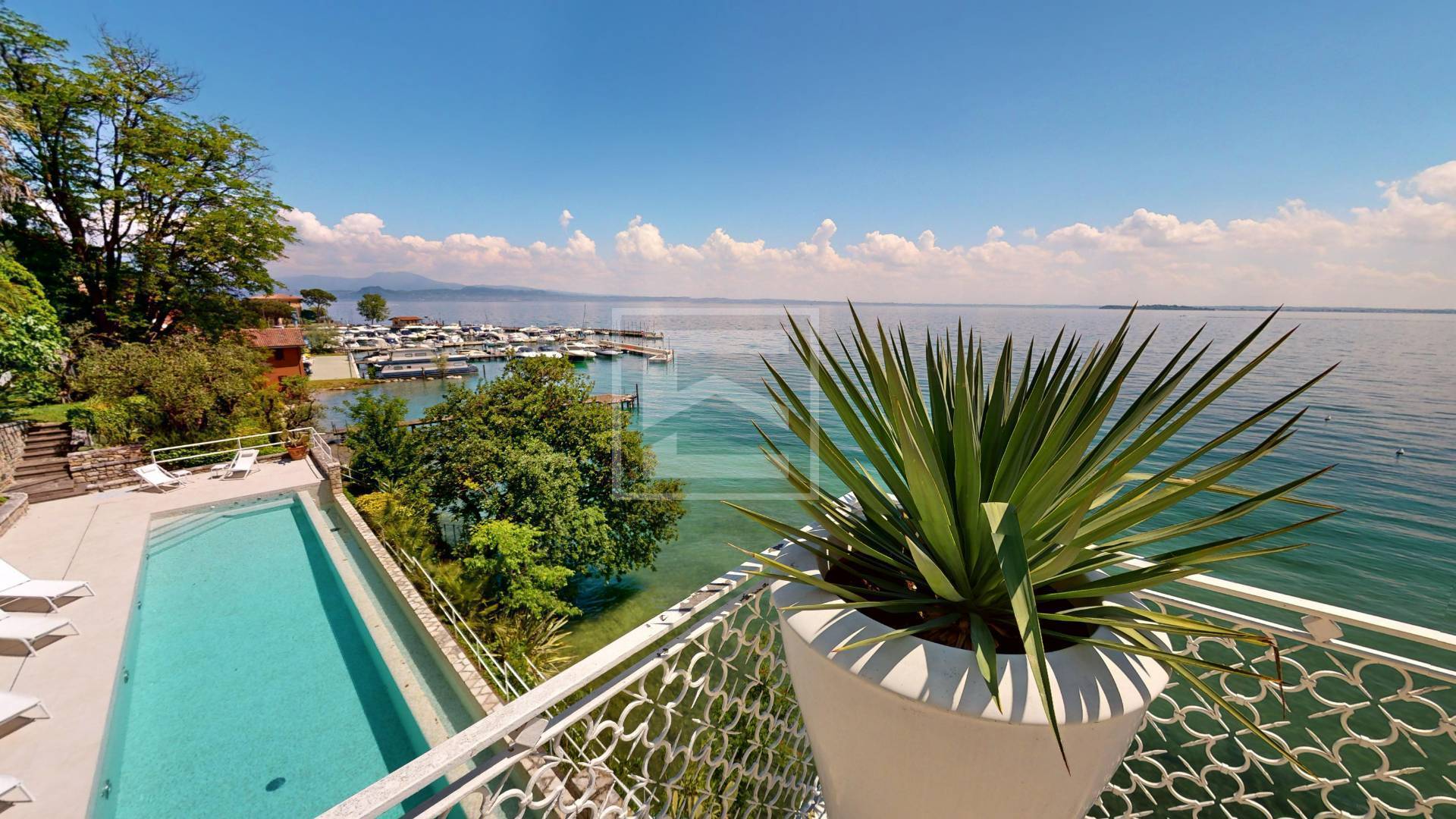 Villa singola in vendita a Manerba del Garda