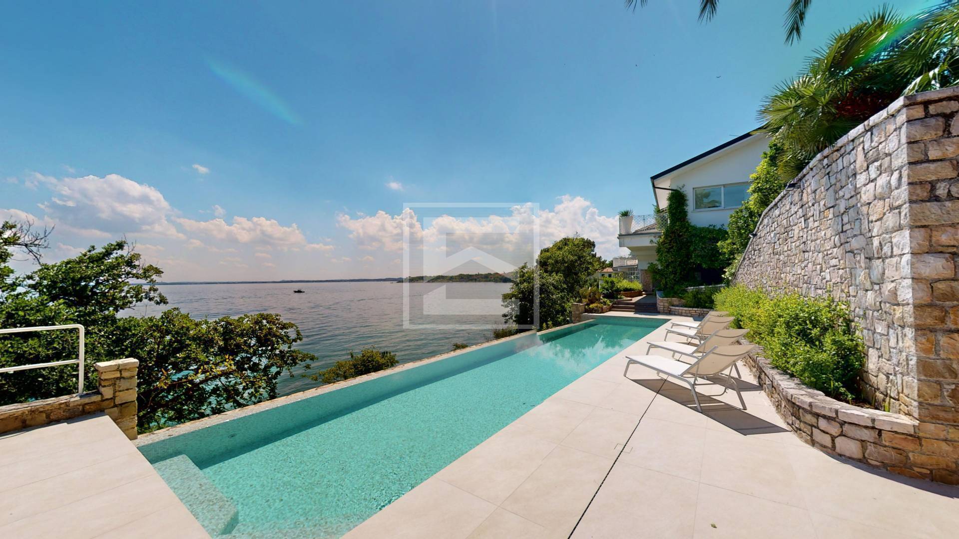 Villa singola in vendita a Manerba del Garda