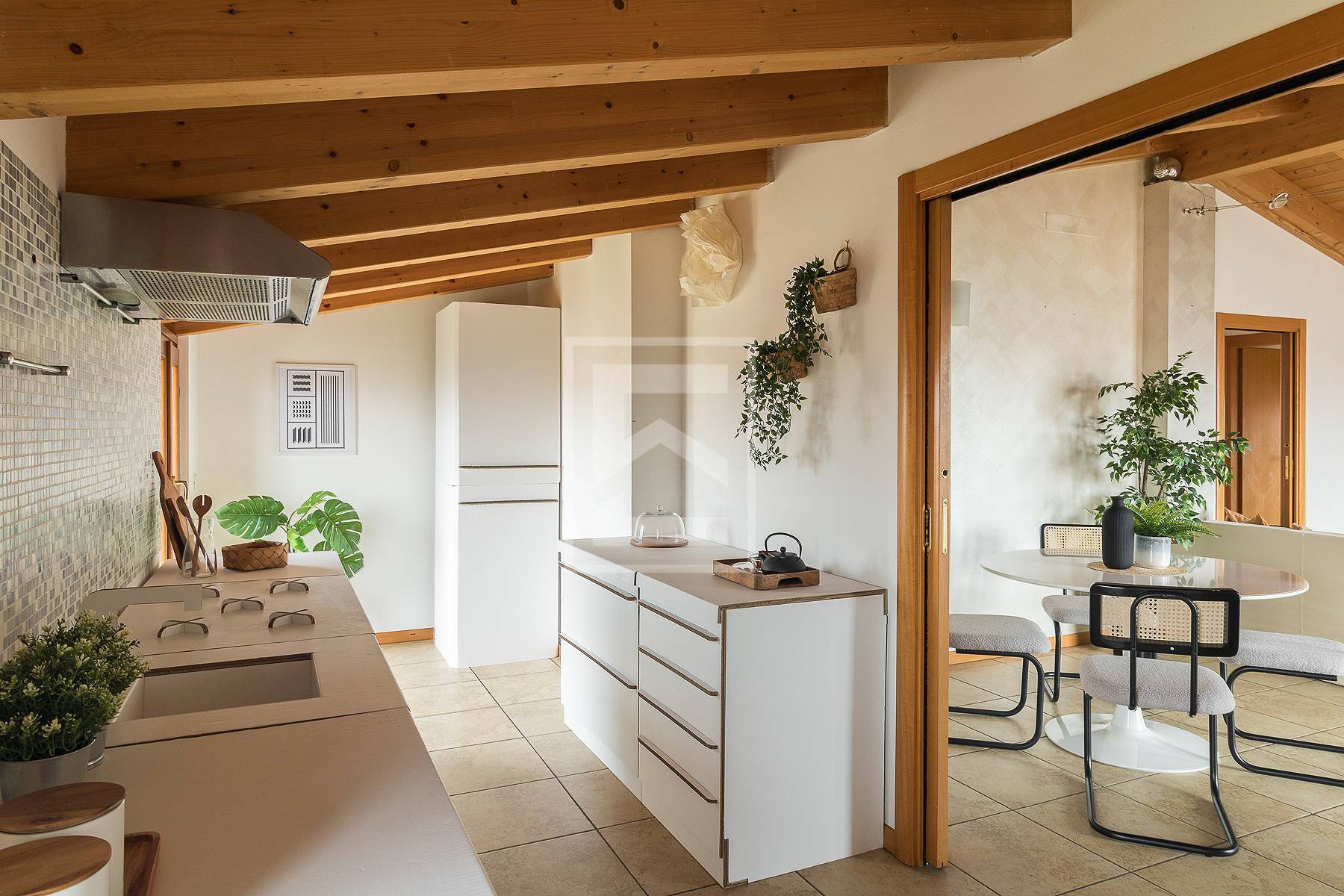 Appartamento in vendita a Desenzano del Garda, San Martino della Battaglia